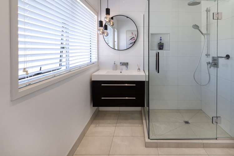 1/33 Bramley Drive Farm Cove_11