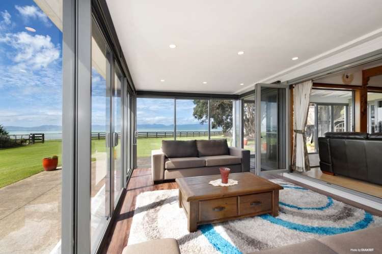 1804 East Coast Road Whakatiwai_9