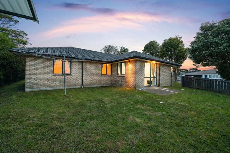 29 Woodbank Drive Glen Eden_16