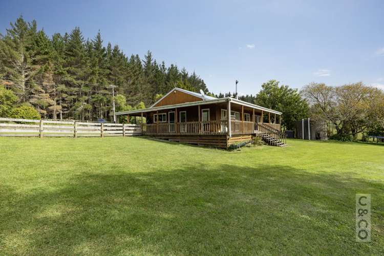 293 Ararimu Valley Road Helensville_41