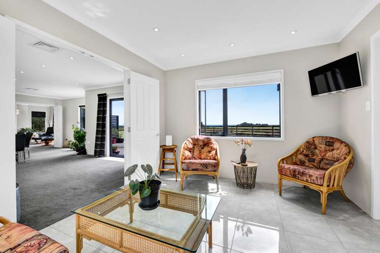 16 Beach Road Urenui_11