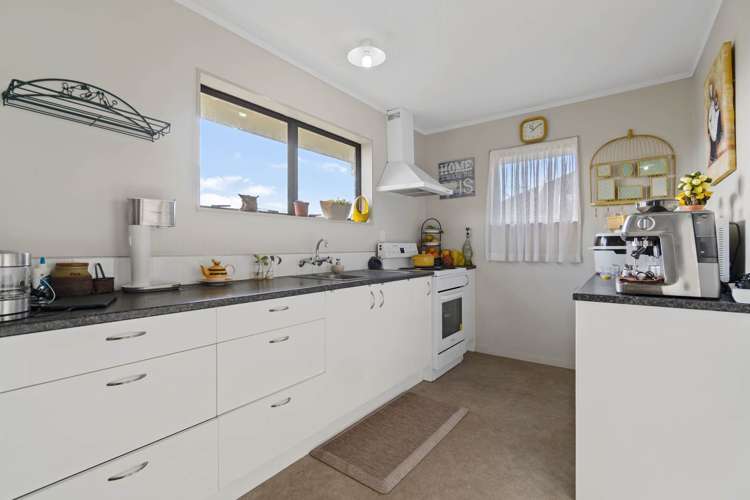 12 A,B,&C George Clay Place Huntly_8