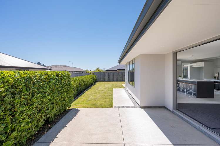 12 Cupola Crescent Richmond_11