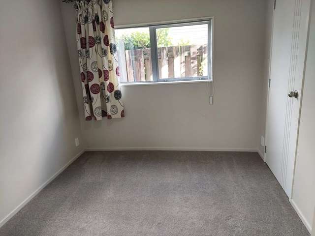 74 Butterworth Drive Glendene_1