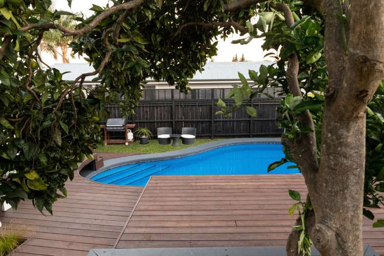 51b Meadowland Street_0