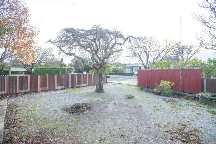 121 Iranui Road_2