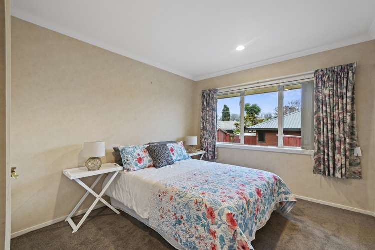 4 Hunt Grove Leamington_12