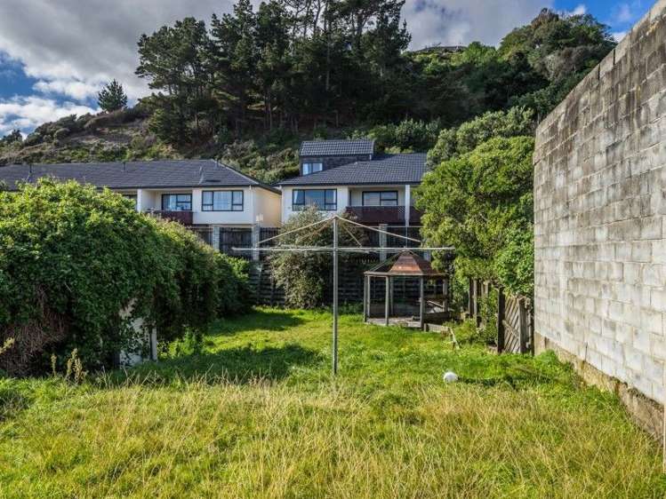 112 Mana Esplanade Paremata_11