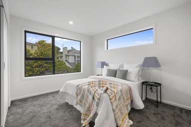 94 Takutai Avenue_4