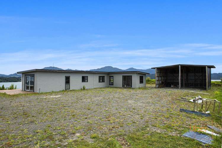 Brindle Road Whirinaki_4