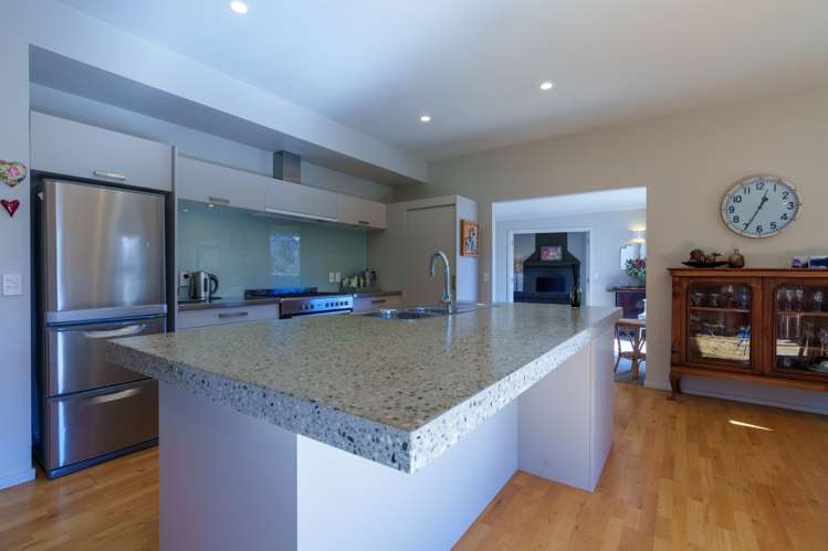 7 Drake Place Lake Hawea_12