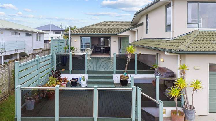 7 Crispe Road Clarks Beach_33