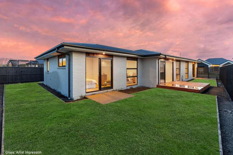 61 Whitehorn Drive_1