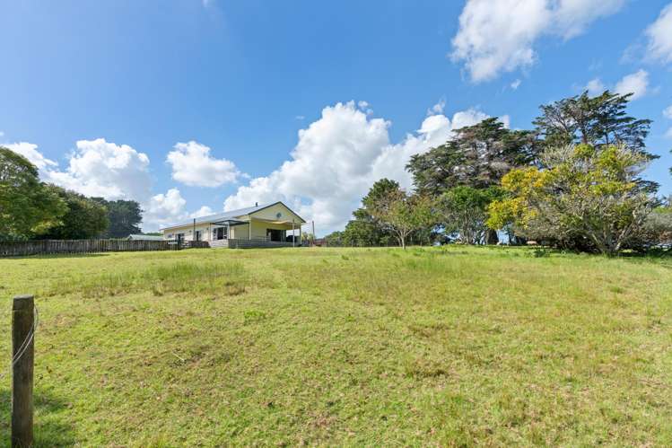 174 Kaipara Coast Highway Helensville_18