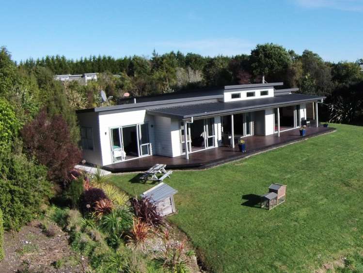 10 Lakeside Terrace Westport_22