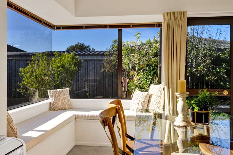 1/2 Waiwera Place Merrilands_19