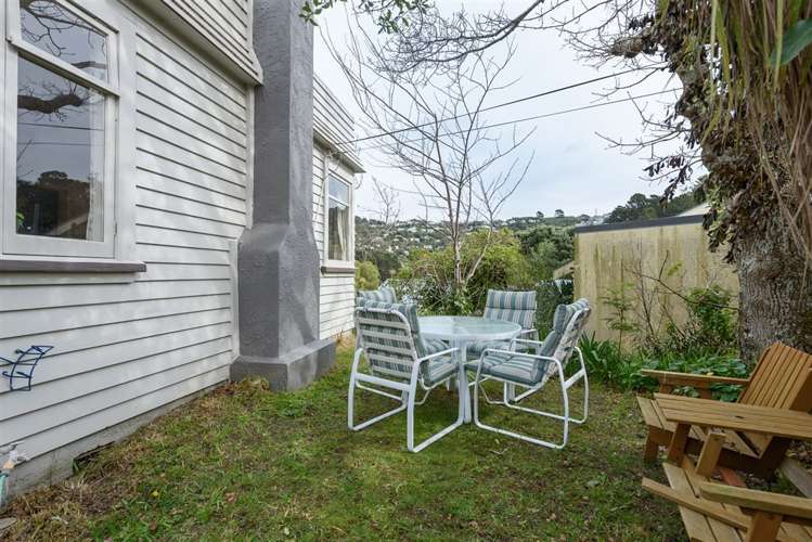 22 Landcross Street Kelburn_9