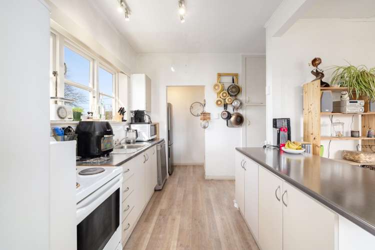 9 Achilles Street Burwood_2