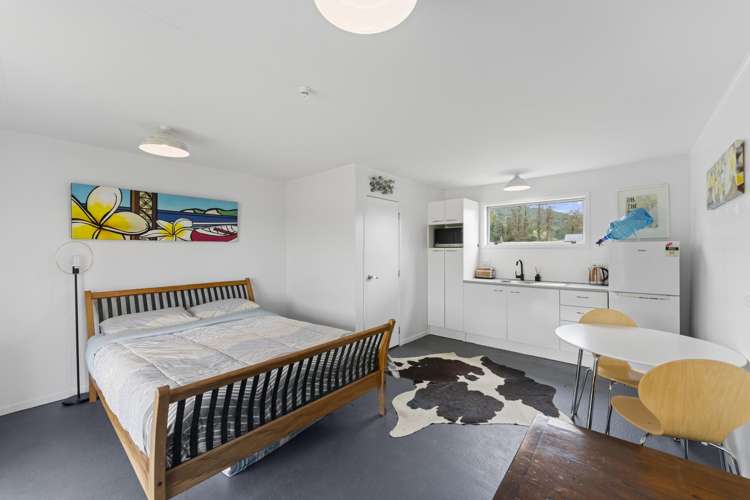 341 White Road Broadlands Forest_18