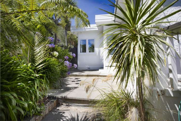 8 Otaki Street Miramar_20