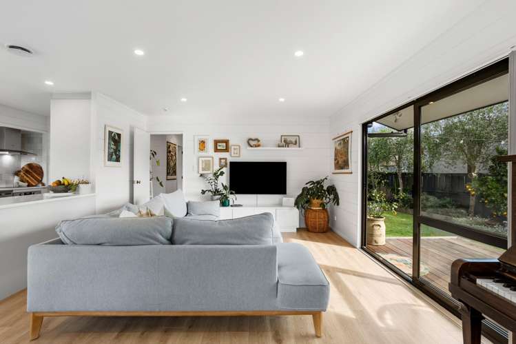 4a Coronation Road Mangere Bridge_2