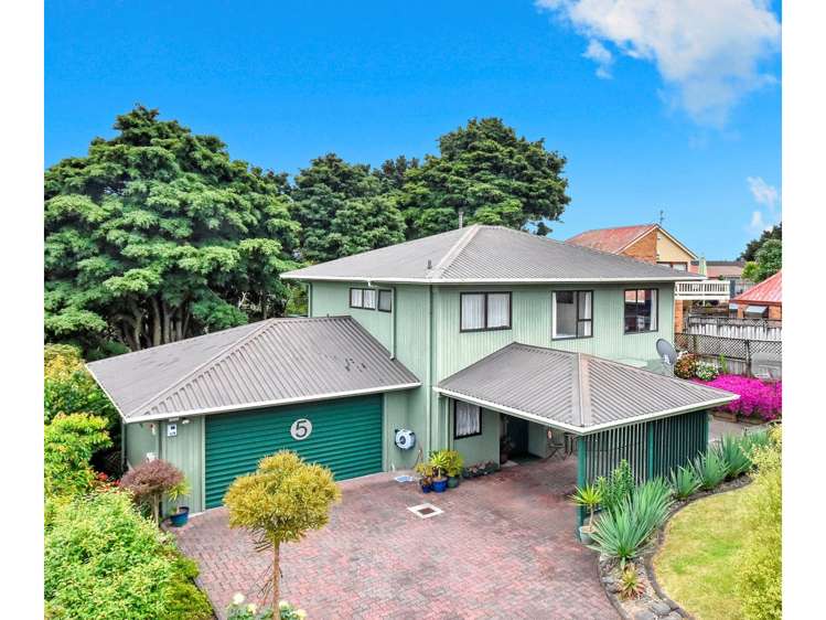 5 Spruce Place Totara Heights_17