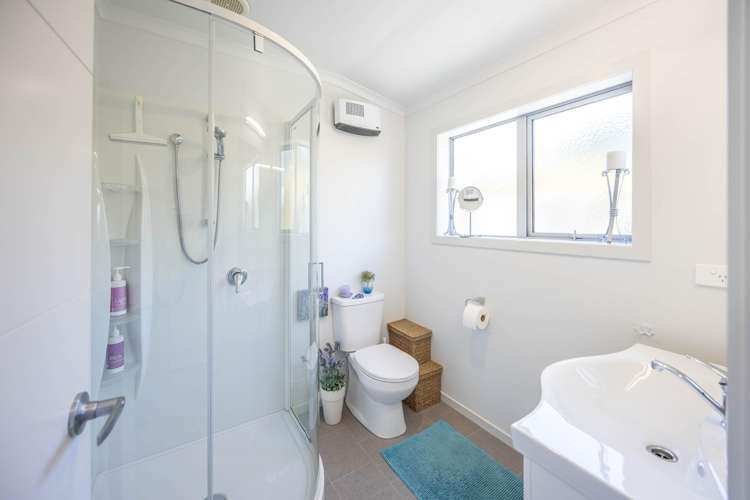 474 Maukutea Drive Aotea Harbour_25