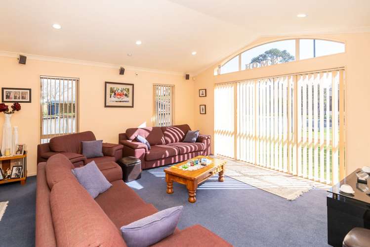 25 Limousin Place Grandview Heights_6