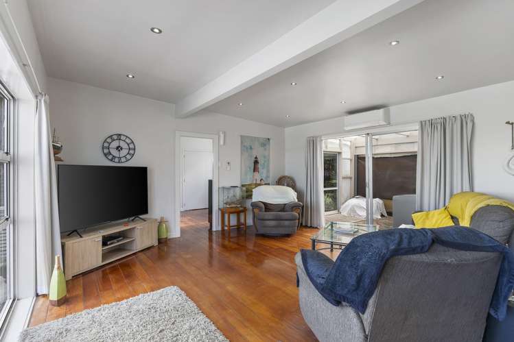 51 Wade River Road Stanmore Bay_3