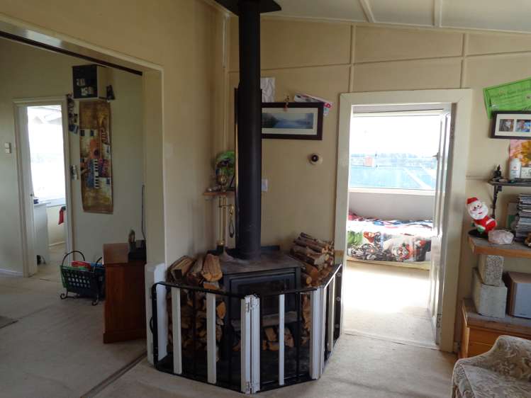 41 Poole Street Kaitangata_3