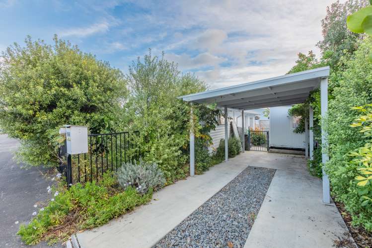 144 Charles Street Westshore_11