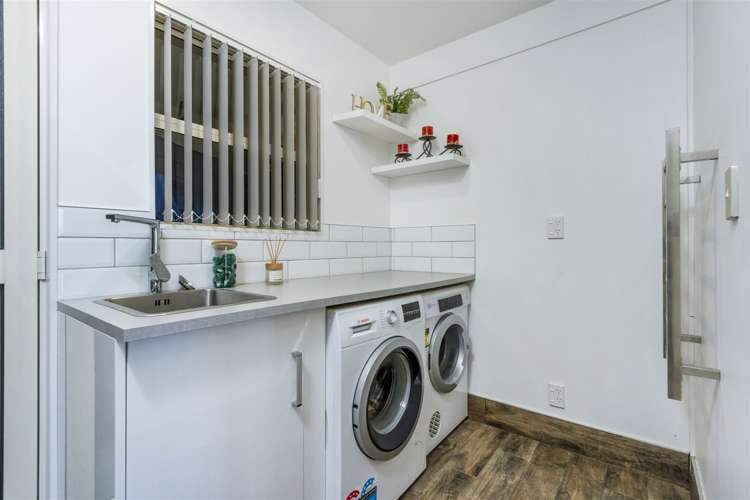 14 Caversham Drive Torbay_14