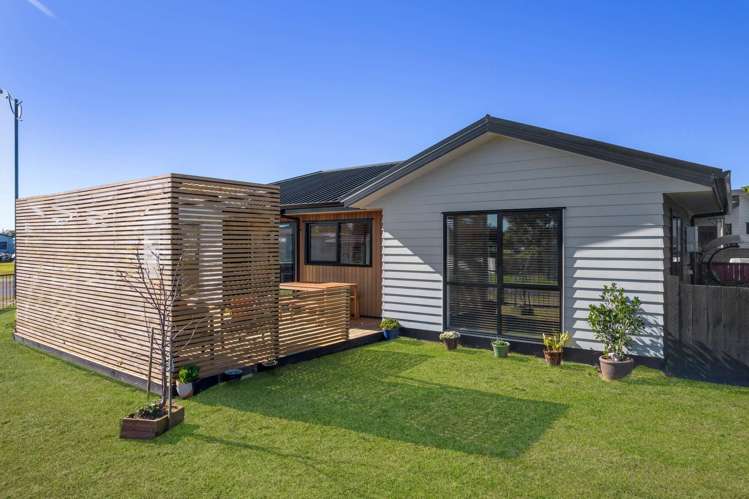 150 Harbour Drive_4