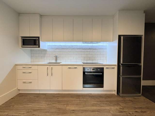 101/8-10 Whittaker Place 10015_3
