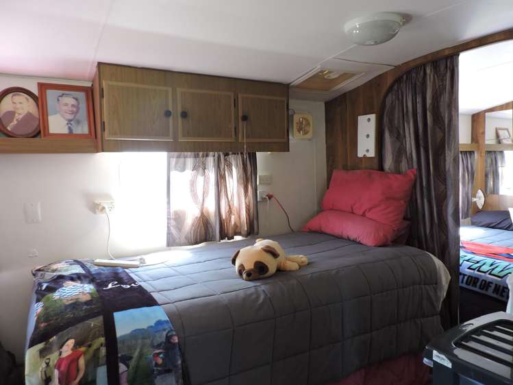 B4/473 Thames Coast Road Te Puru_10