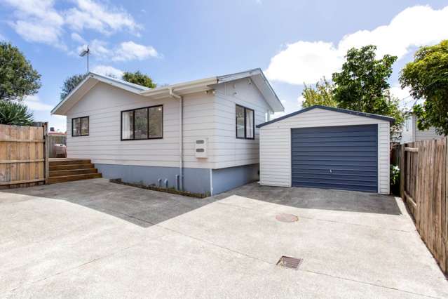 Affordable Parkside Darling.