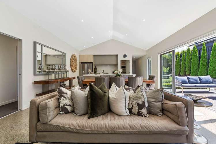 15 Knoll Rise Pukekohe_13