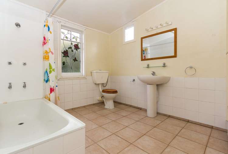 11 Queens Avenue Mount Eden_11