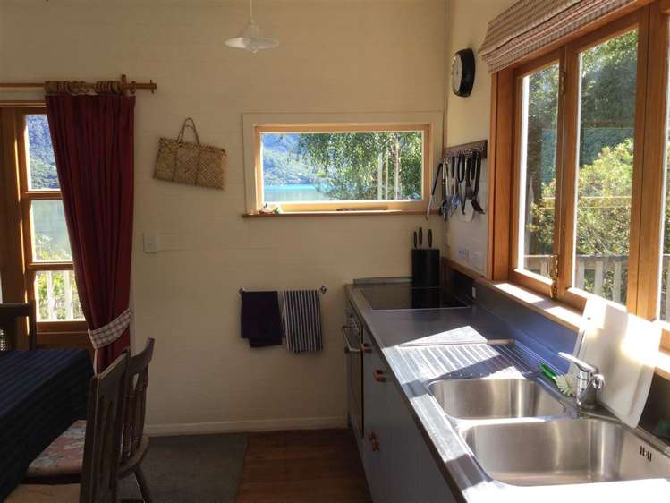 1703 Queen Charlotte Drive Anakiwa and Surrounds_5