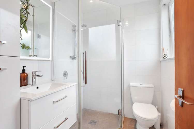 8 Acton Place Avondale_21