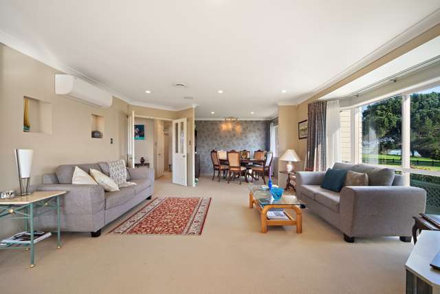 11 Charles Miller Court Clarks Beach_3