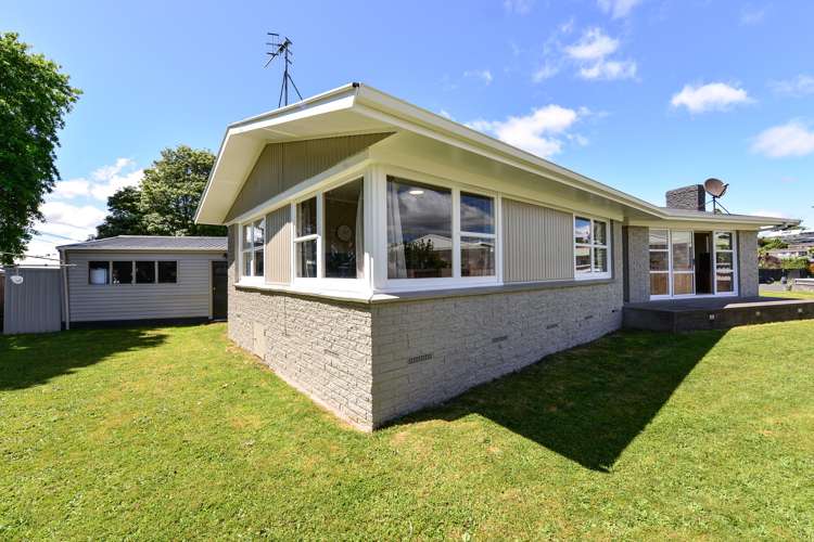 17 Simon Place Nawton_17