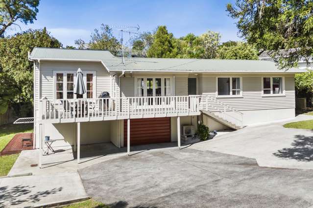 184 Golf Road Titirangi_2