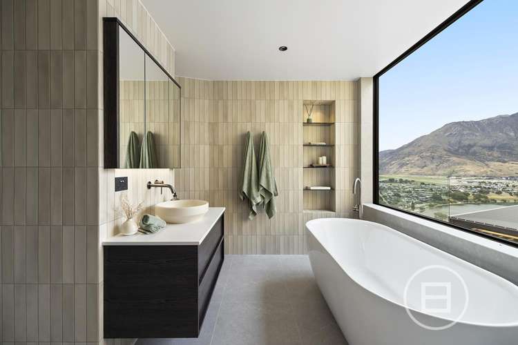 86 Middleton Road Queenstown Hill_16