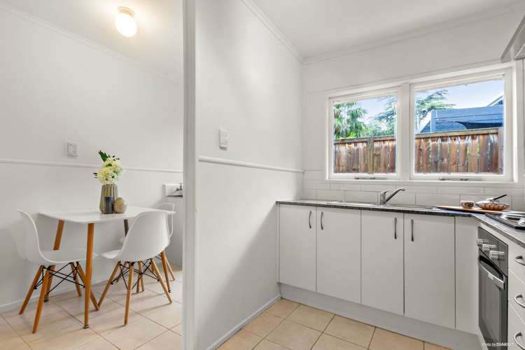 2/103a Landscape Road Mount Eden_6