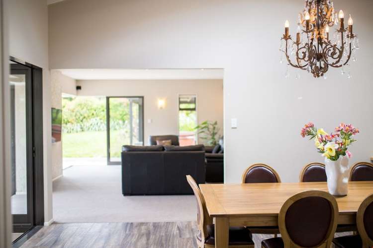 255 Okura River Road Okura_24