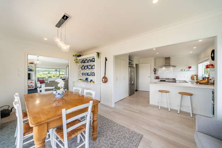 90 Dowse Drive Maungaraki_12