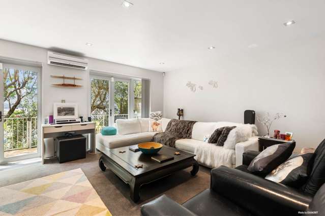 Executive North-Facing Townhouse - Must Sell