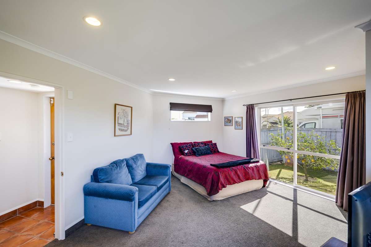 14/182 Charles Street_4