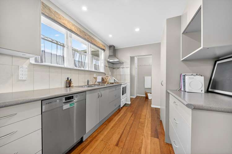 86 South Road Masterton_4